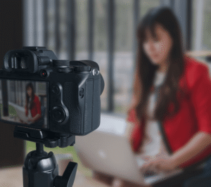 Boost Your Productivity with Asynchronous Video Communication for Digital Creators